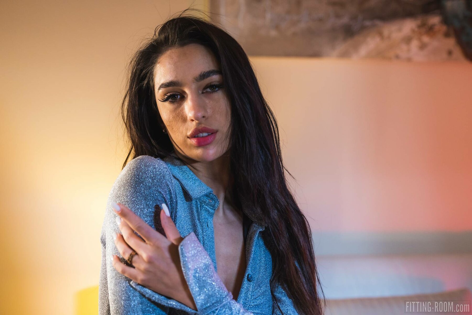 Kama Oxi seductively gets naked, spreading her pink pussy and enjoying a vibrator