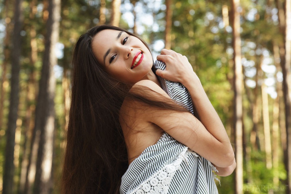 Leona Mia - A picnic in the woods gets sticky and sexy