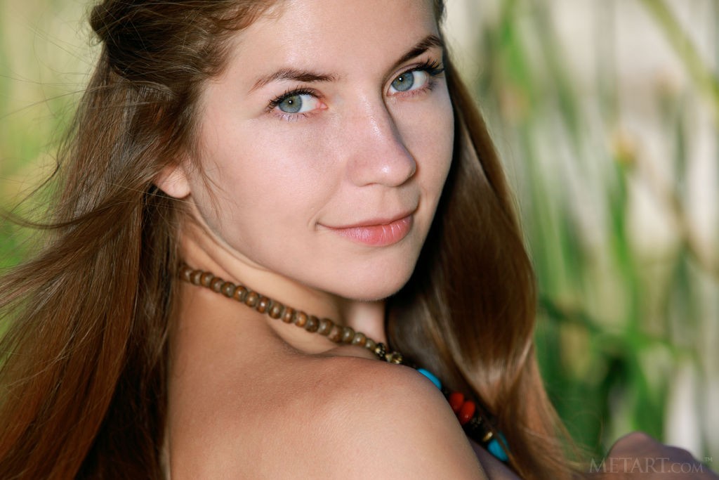 Vivian - Outdoors session with natural blonde teen bombshell