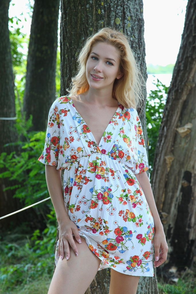 Genevieve Gandi - Being alone in the forest is her major turn on