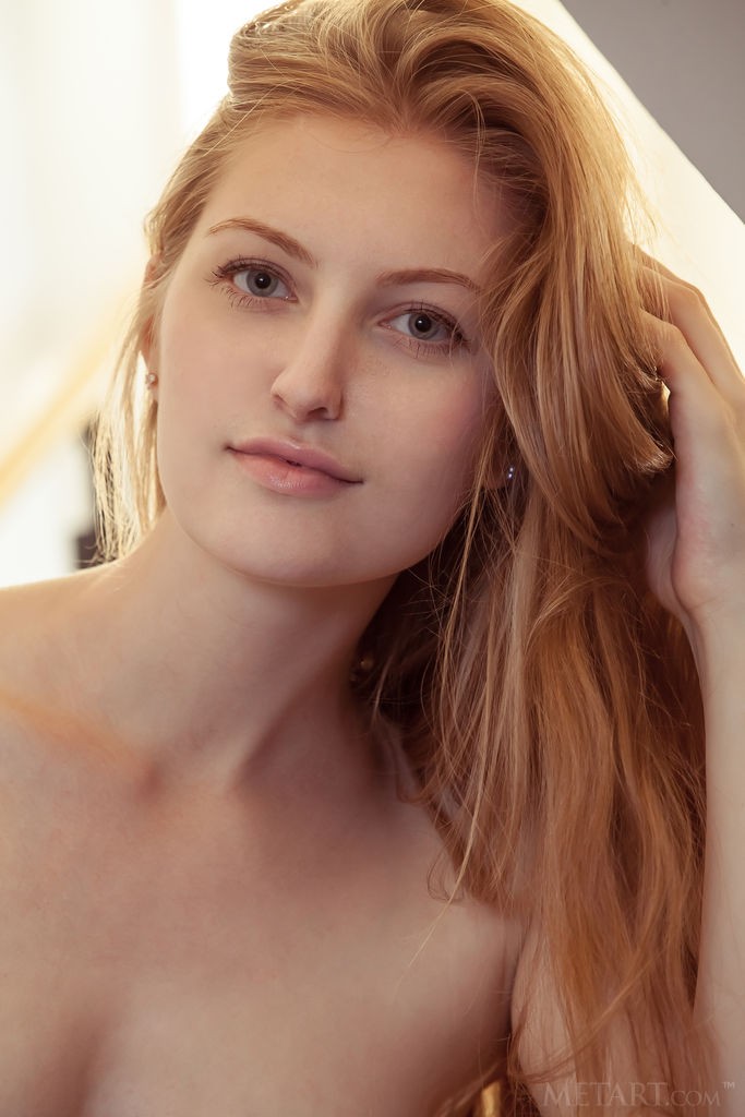 Bretona - Elegant teen babe posing only with a towel which she removes