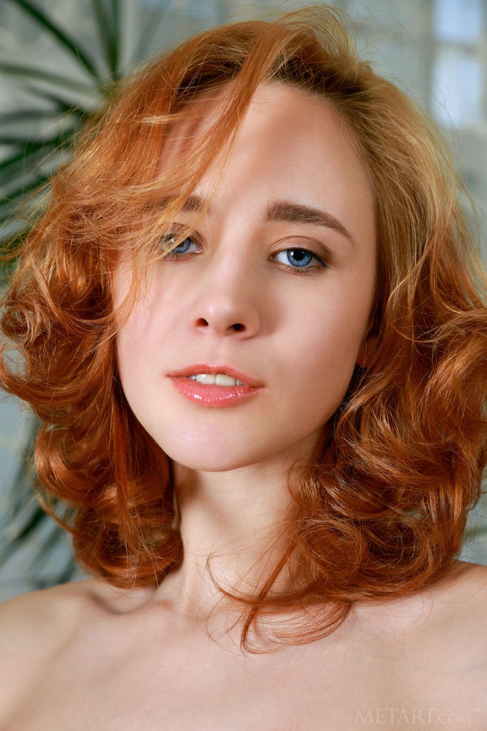 Kitty Nice - Redhead with amazing eyes and nice smile naked