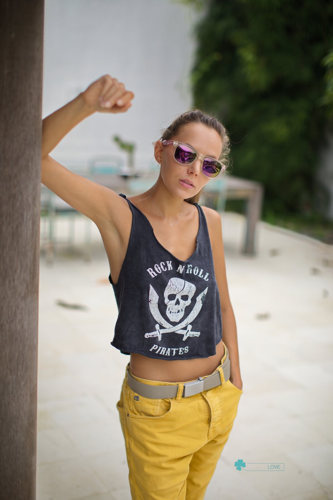 Katya Clover in Strong Babe