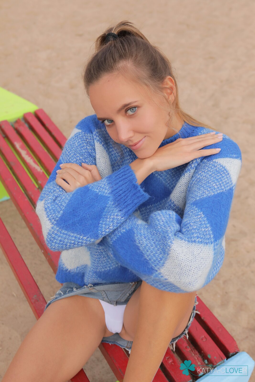 Katya Clover in Fresh Jump