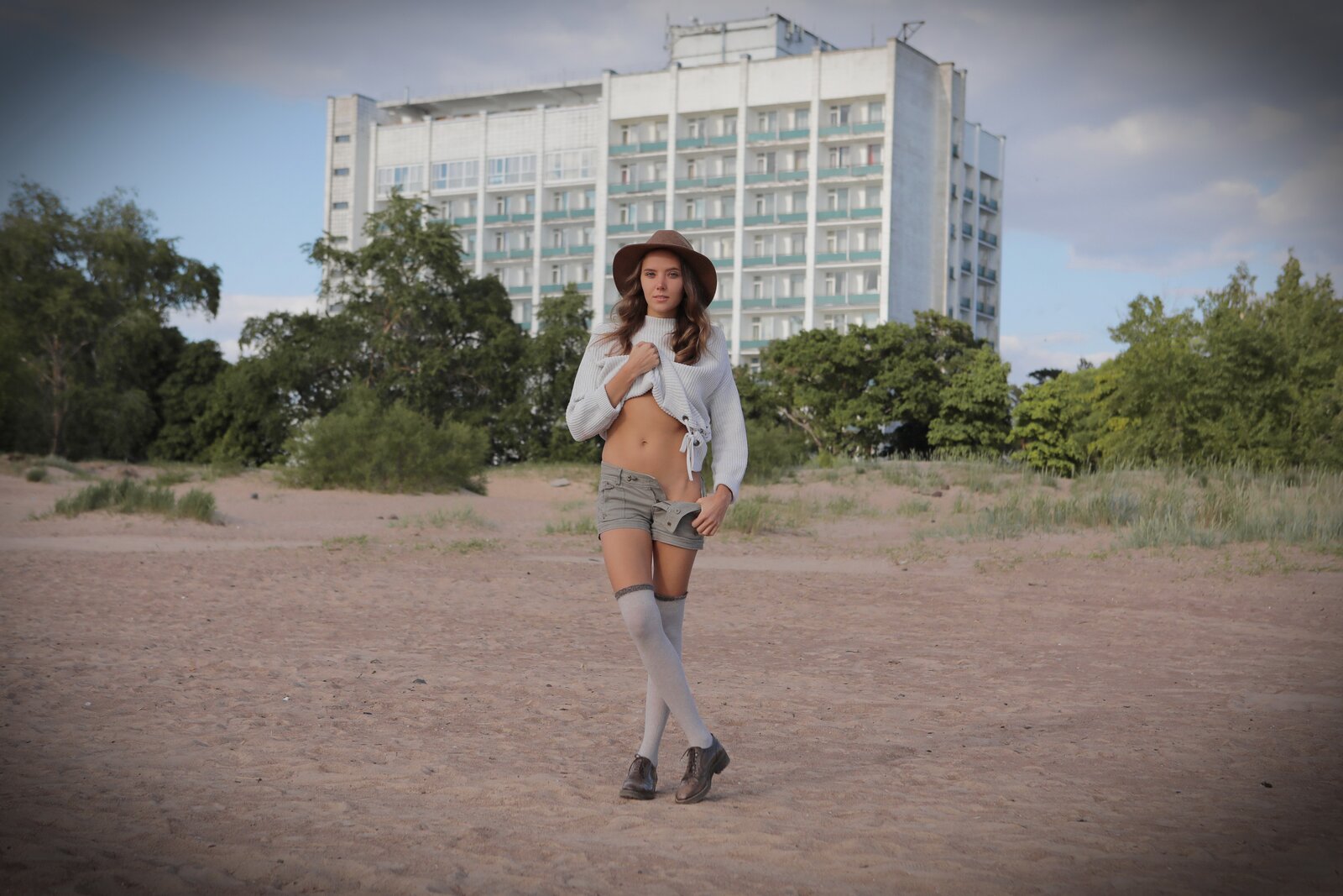 Katya Clover in Summertime Pleasure